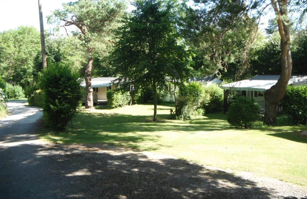 mobil home camping ombragé tarn