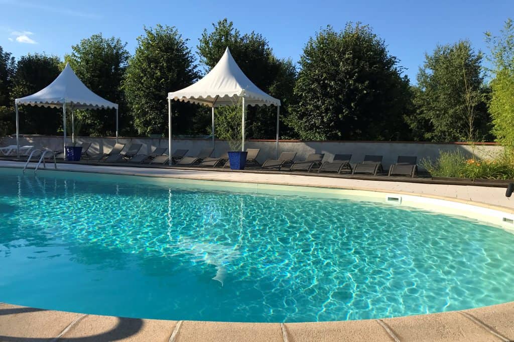 piscine chauffée en exterieur